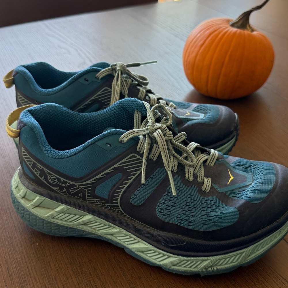 Hoka Blue and Deep Purple Stinson ATR 5 Women’s size 6.5 - Picture 2 of 5